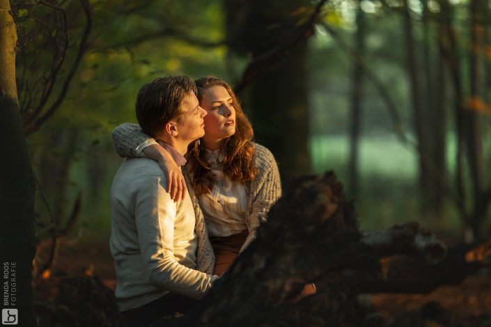 Loveshoot fotograaf | Fotograaf Lelystad & Veluwe | Familie | Fotoshoot Leuvenumse bossen