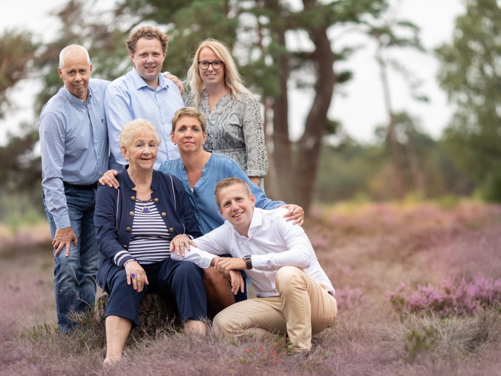 Familie fotograaf Veluwe | Lelystad Fotoshoot paarse heide