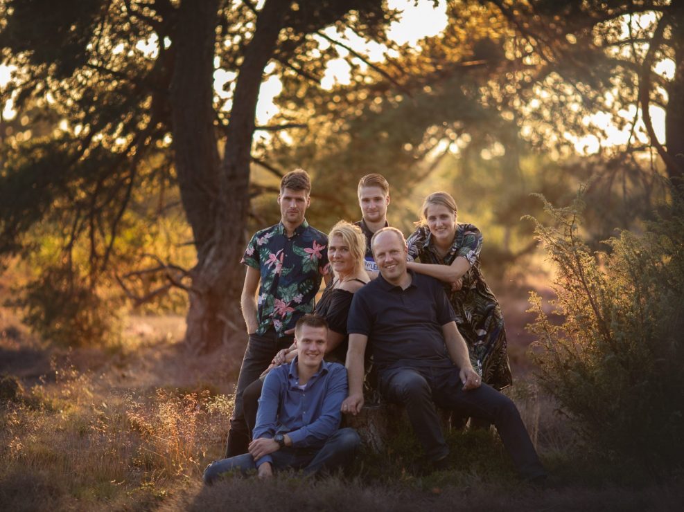 veluwe familie gezin fotoshoot gouden uur heide fotograaf Doornspijk
