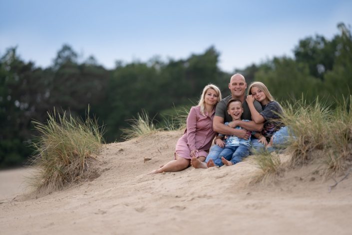 fotoshoot zandverstuiving Doornspijk familie gezin