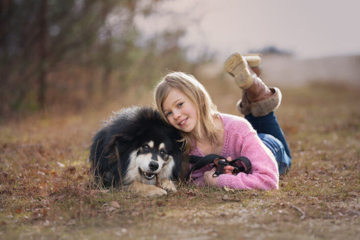 Meisje met hond fotoshoot